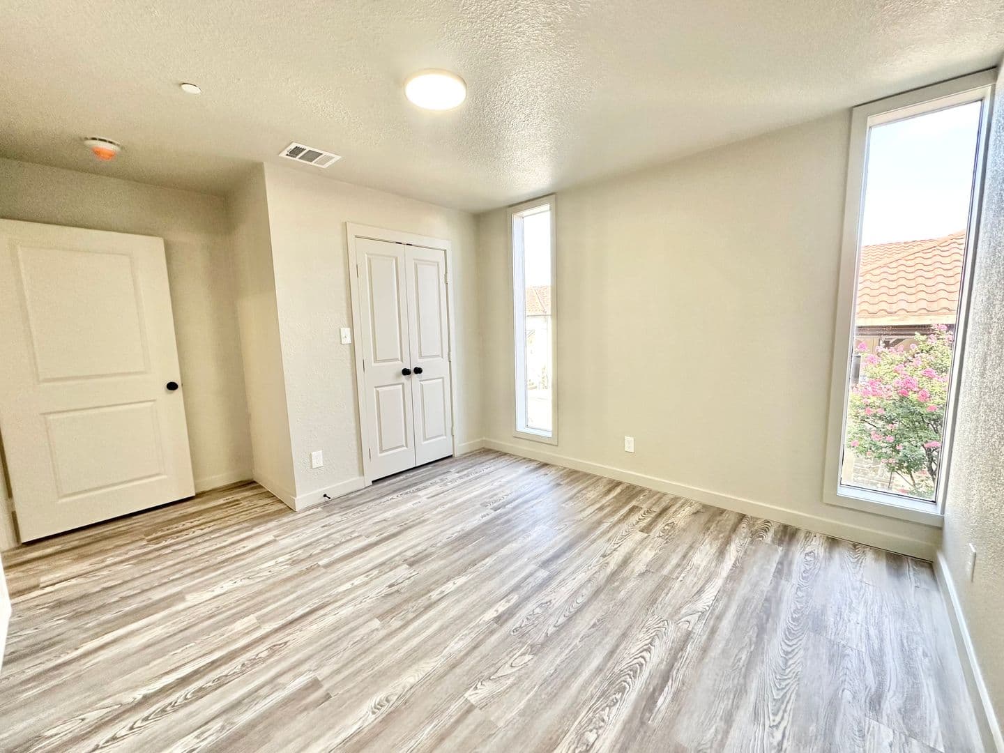 Denton Apartment: 1600 Scripture Street