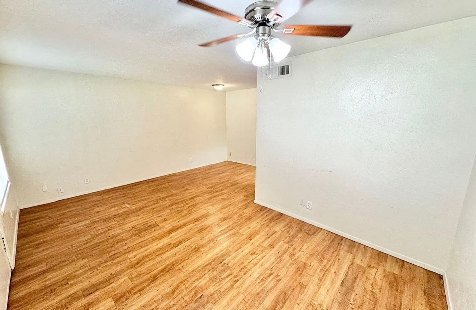Denton Apartment: 1115 North Austin Street