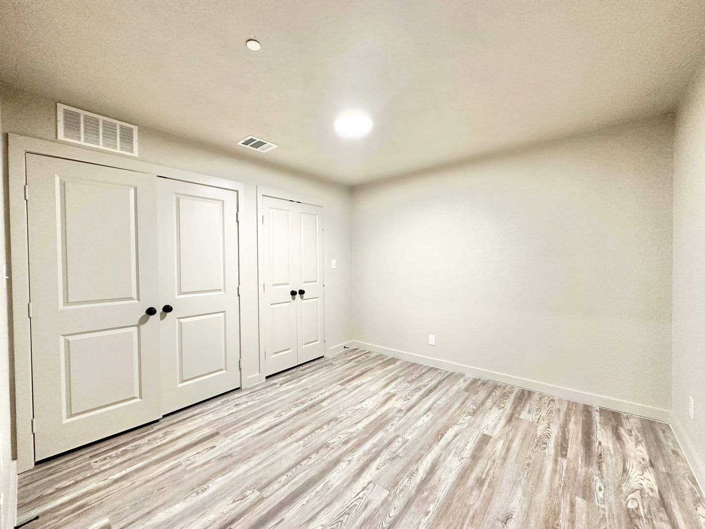 Denton Apartment: 1600 Scripture Street