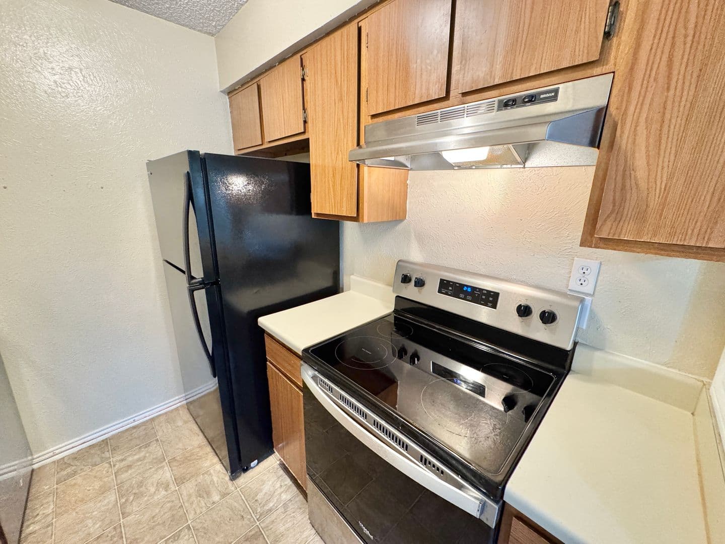 Denton Apartment: 918 W Chestnut