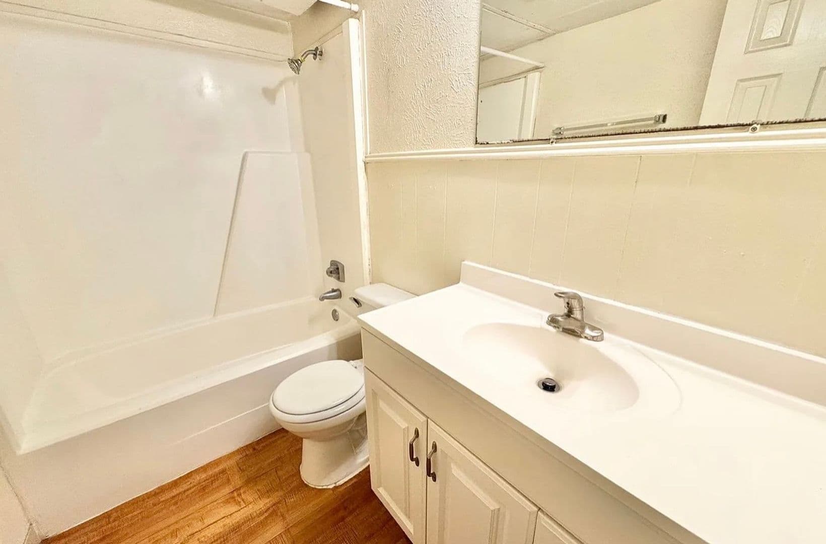 Denton Apartment: 1115 North Austin Street