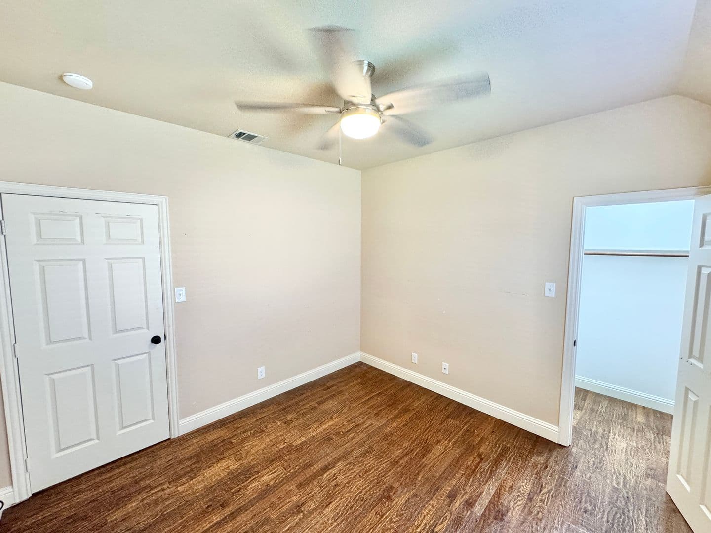 Argyle House: 124 Country Lakes Blvd