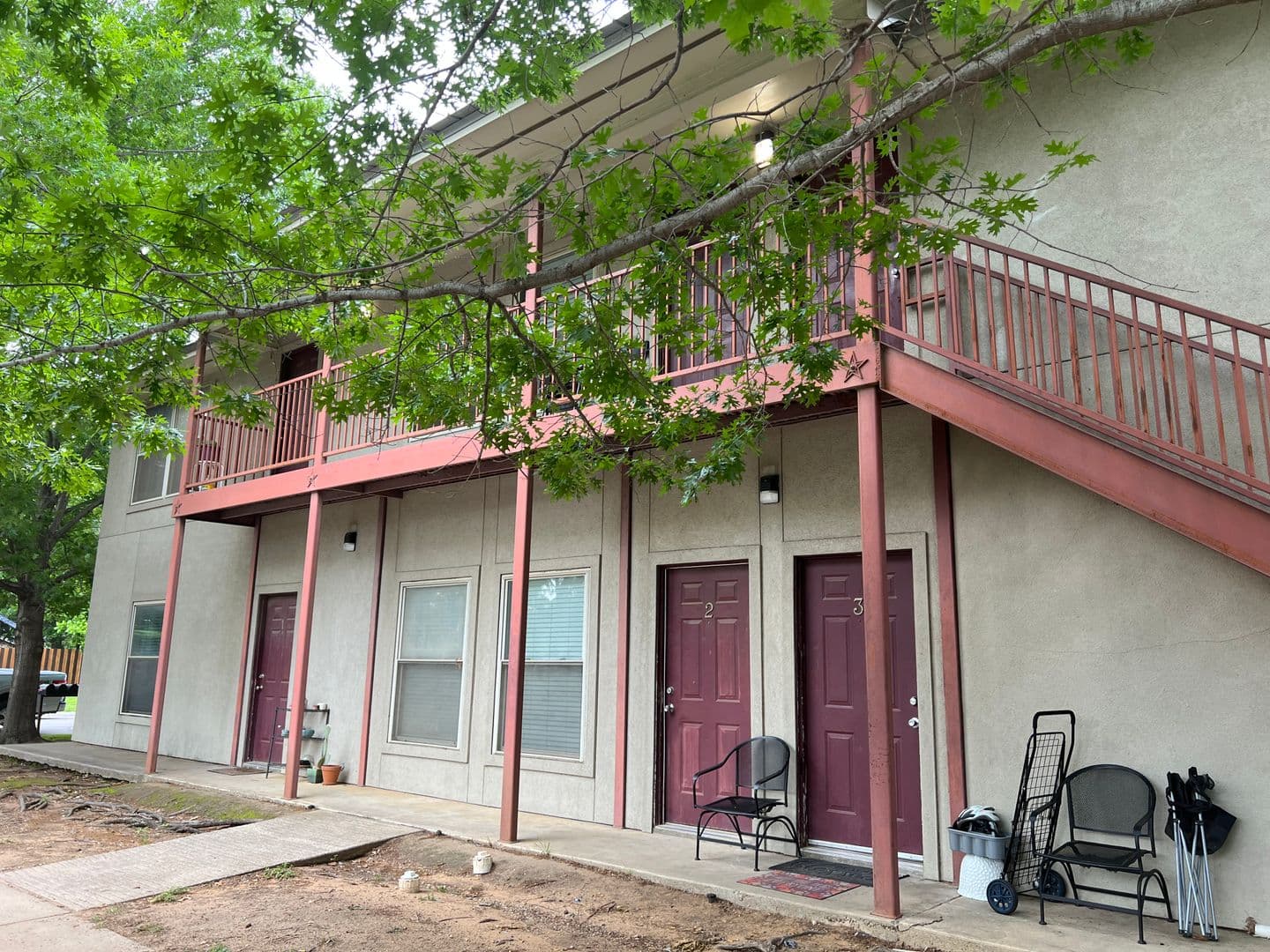 Denton Apartment: 631 Texas Street