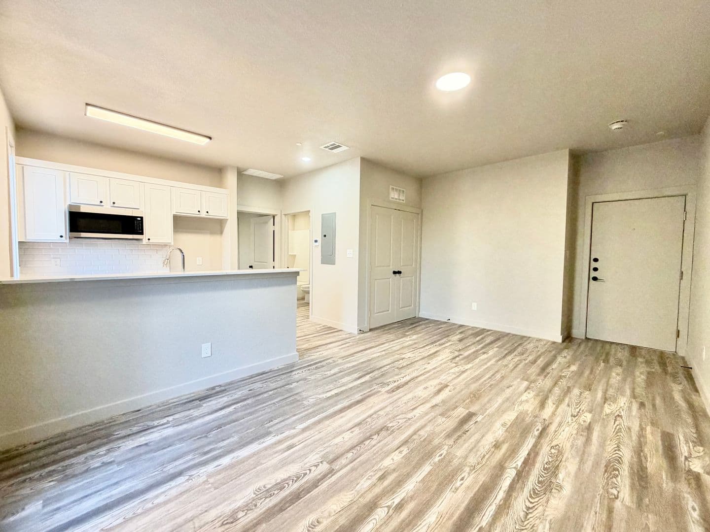Denton Apartment: 1600 Scripture Street