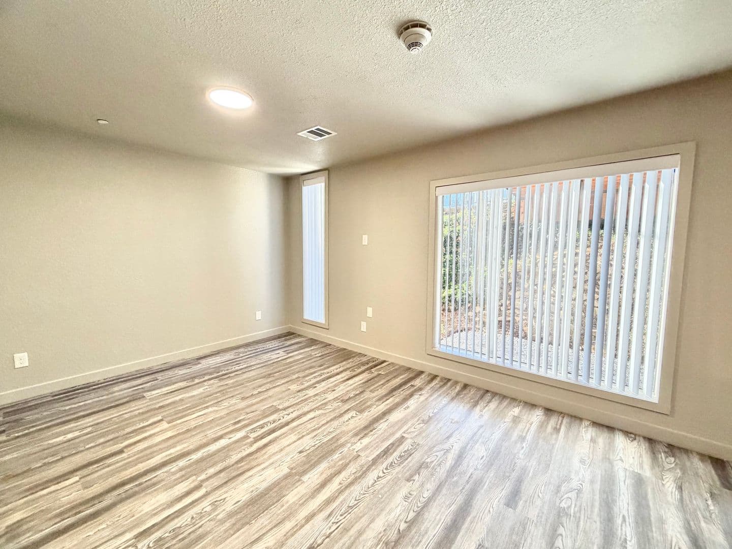 Denton Apartment: 1600 Scripture Street