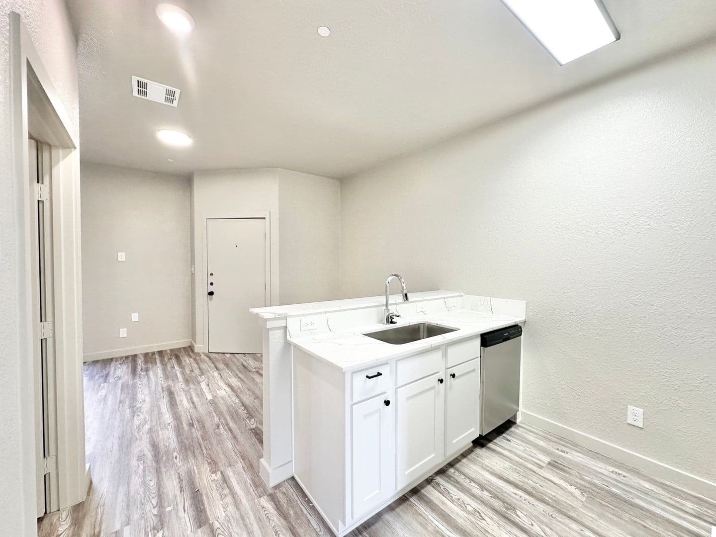 Denton Apartment: 1600 Scripture Street