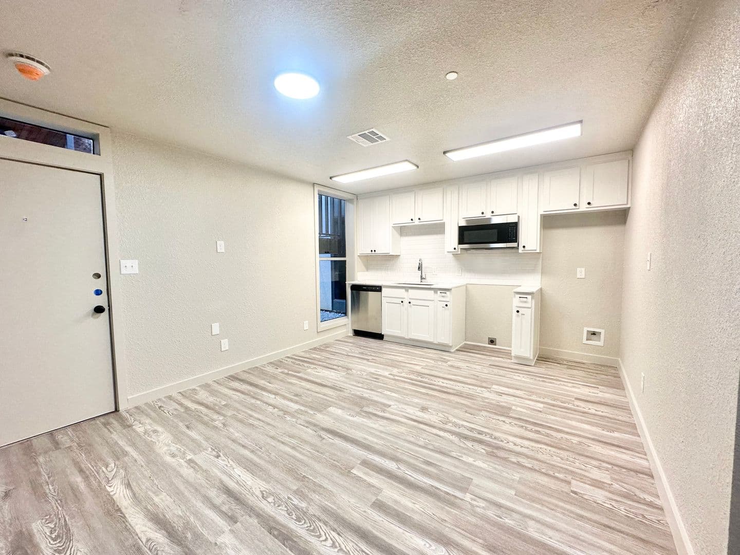 Denton Apartment: 1600 Scripture Street