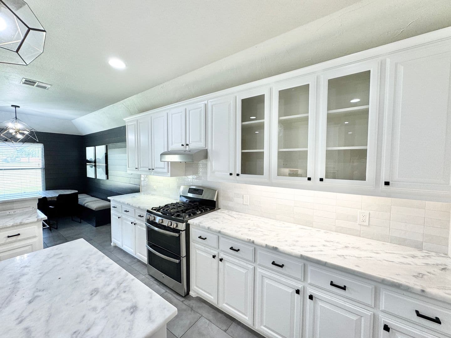 Argyle House: 124 Country Lakes Blvd