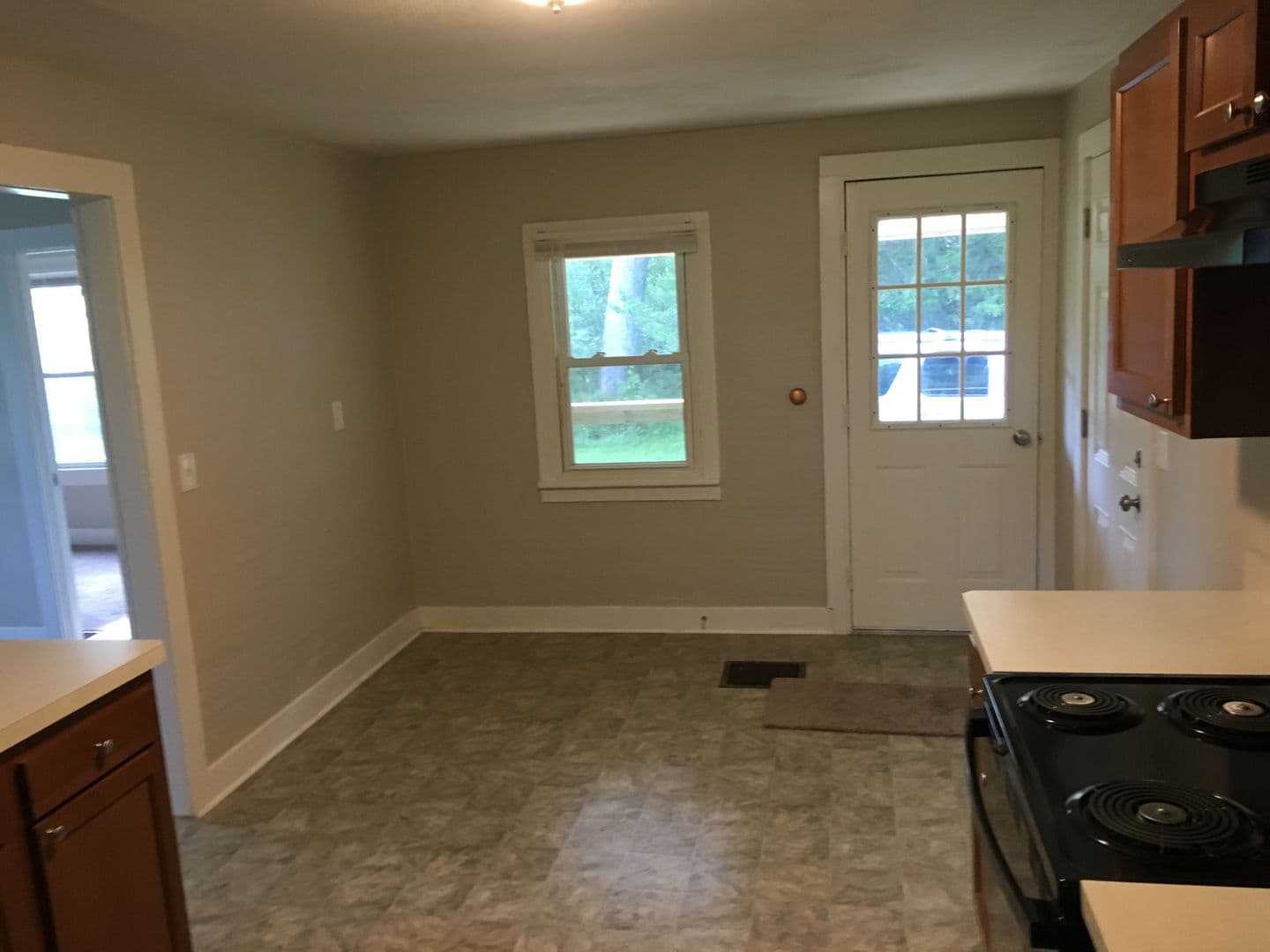 Brewerton House: 5418 Mud Mill Rd