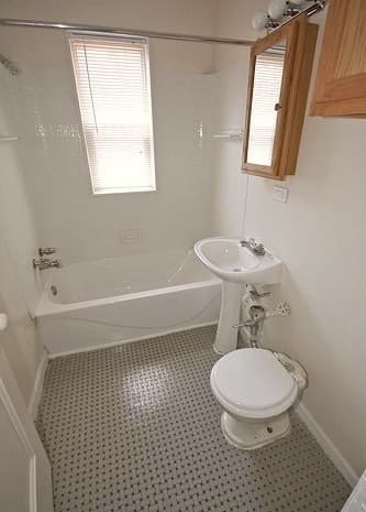 INDIANAPOLIS Apartment: 3540 N MERIDIAN STREET