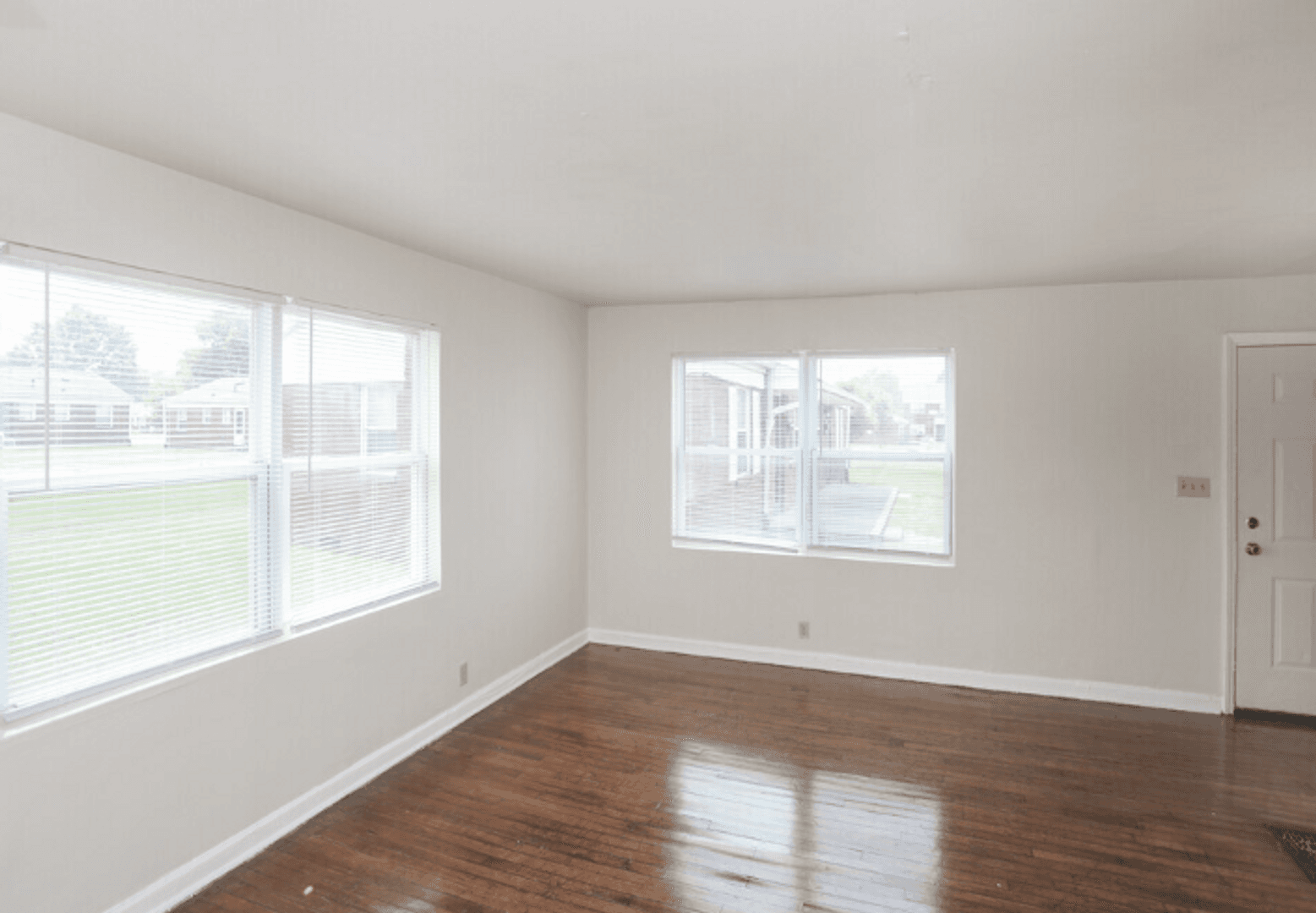 INDIANAPOLIS Apartment: 2471 S DAWSON STREET