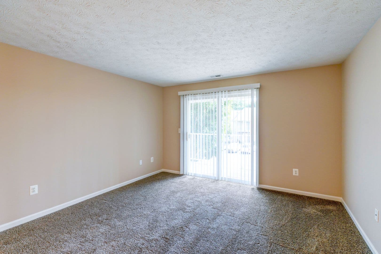 MARTINSVILLE Apartment: 388 COUNTRY VIEW COURT