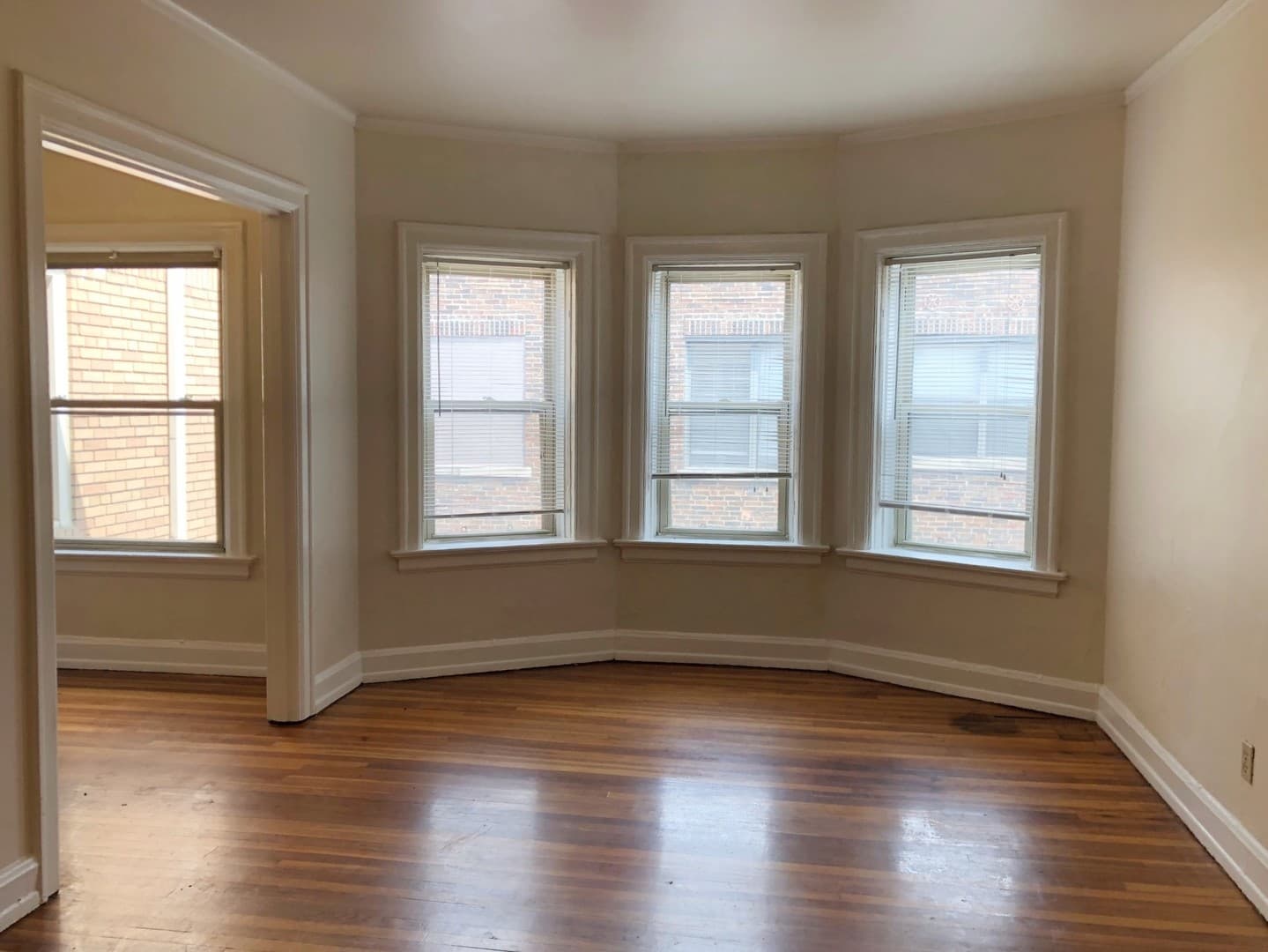 INDIANAPOLIS Apartment: 3726 N MERIDIAN STREET