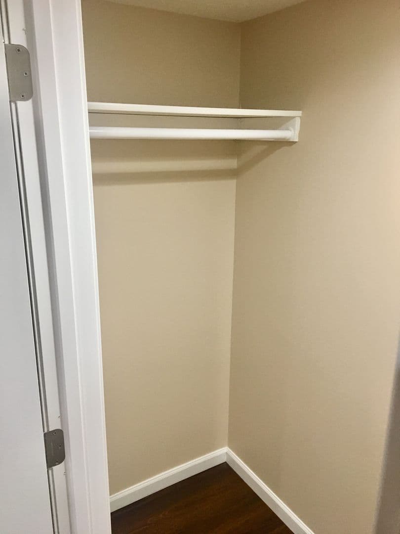 INDIANAPOLIS Apartment: 4525 Indianola Ave.