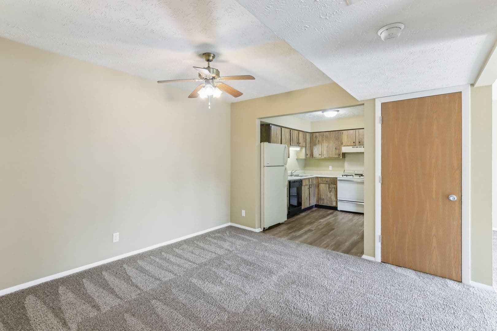 KOKOMO Apartment: 3030 MATTHEW DRIVE