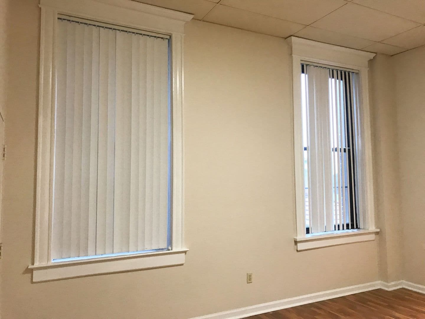 INDIANAPOLIS Apartment: 1350 N MERIDIAN STREET