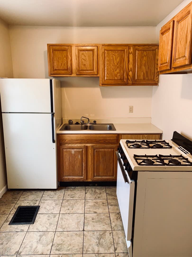 INDIANAPOLIS Apartment: 2471 S DAWSON STREET