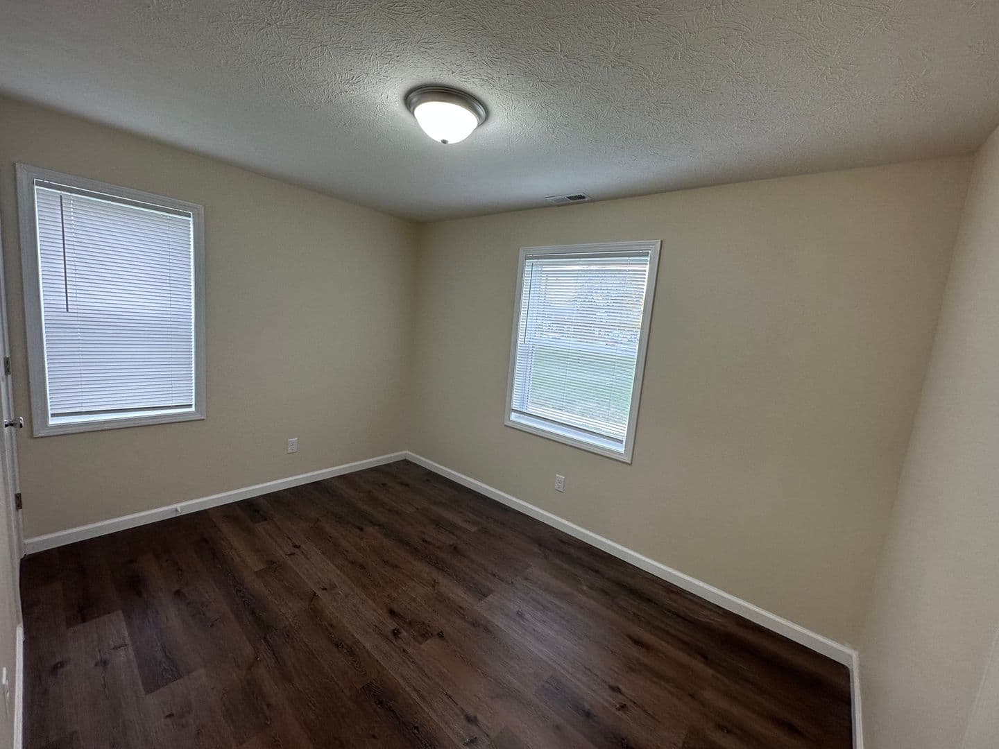 INDIANAPOLIS Apartment: 2471 S DAWSON STREET