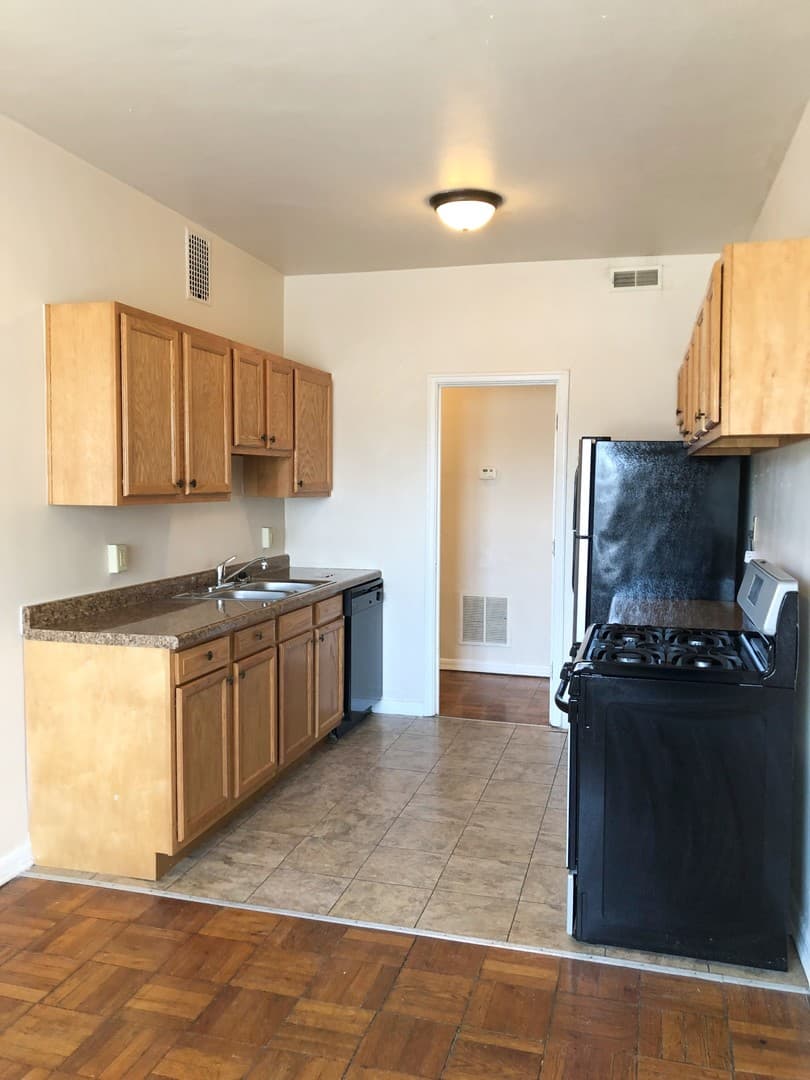 INDIANAPOLIS Apartment: 3720 N. MERIDIAN STREET, BAUER