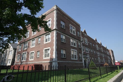 INDIANAPOLIS Apartment: 37 - 57 E 38TH STREET, BARRINGTON APARTMENTS