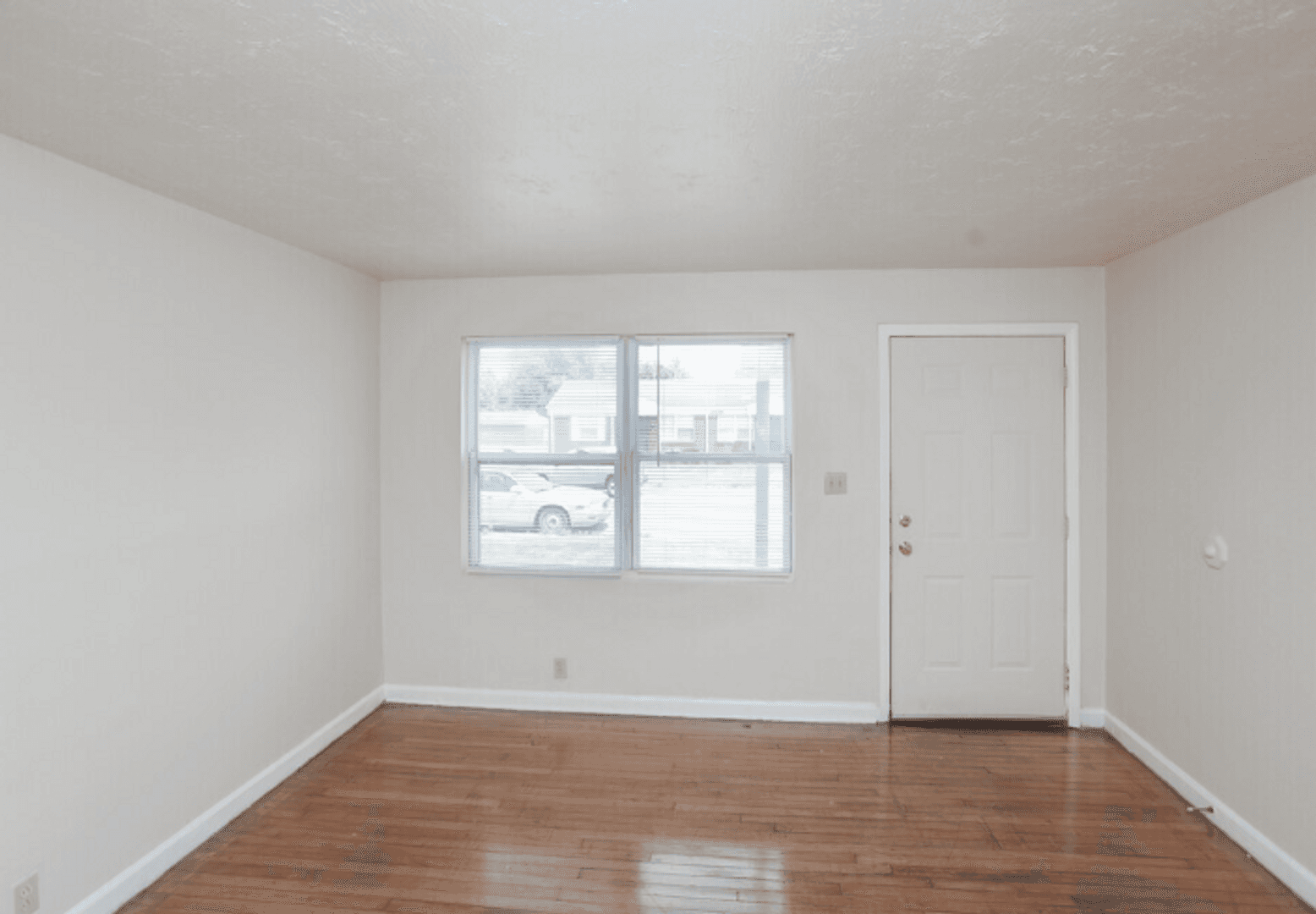 INDIANAPOLIS Apartment: 2471 S DAWSON STREET