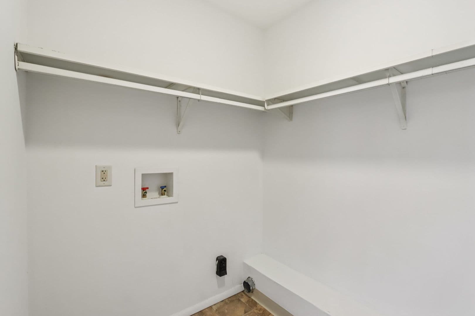 KOKOMO Apartment: 3030 MATTHEW DRIVE