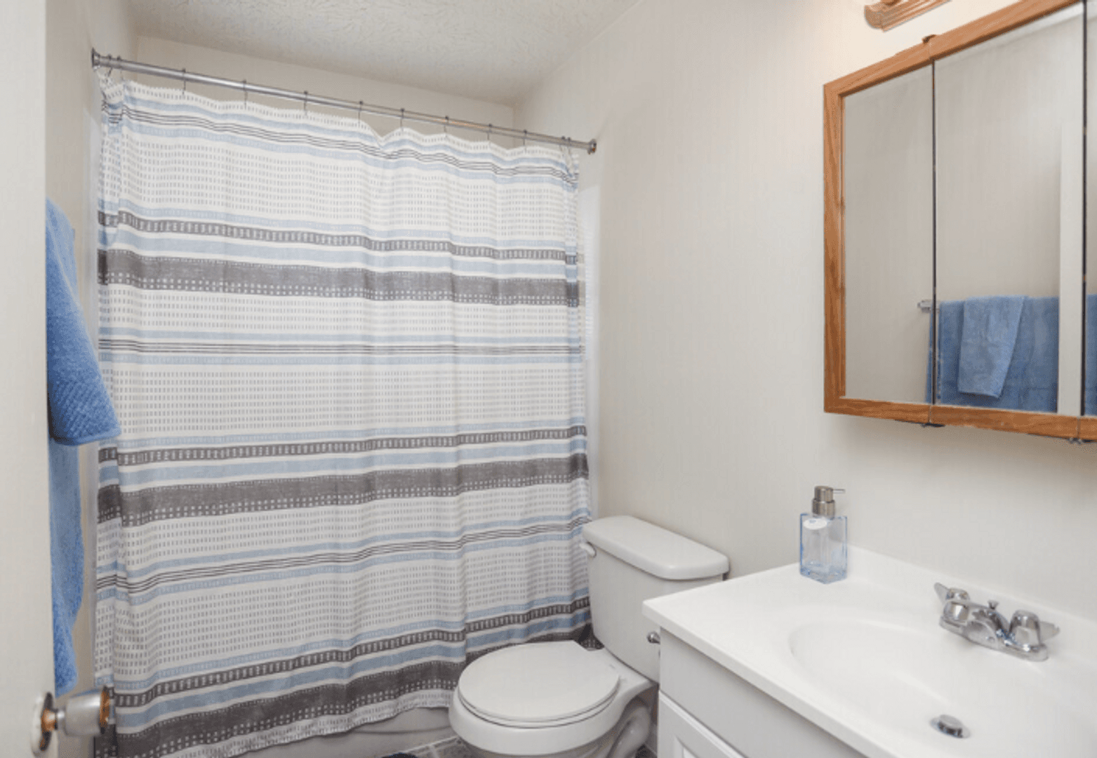 INDIANAPOLIS Apartment: 7155 EAST 21ST STREET