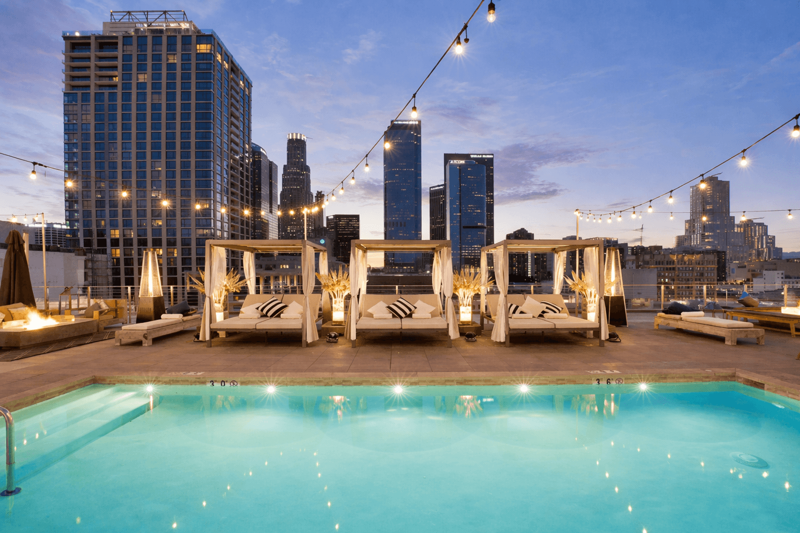 Los Angeles Apartment: 125 West 4th St