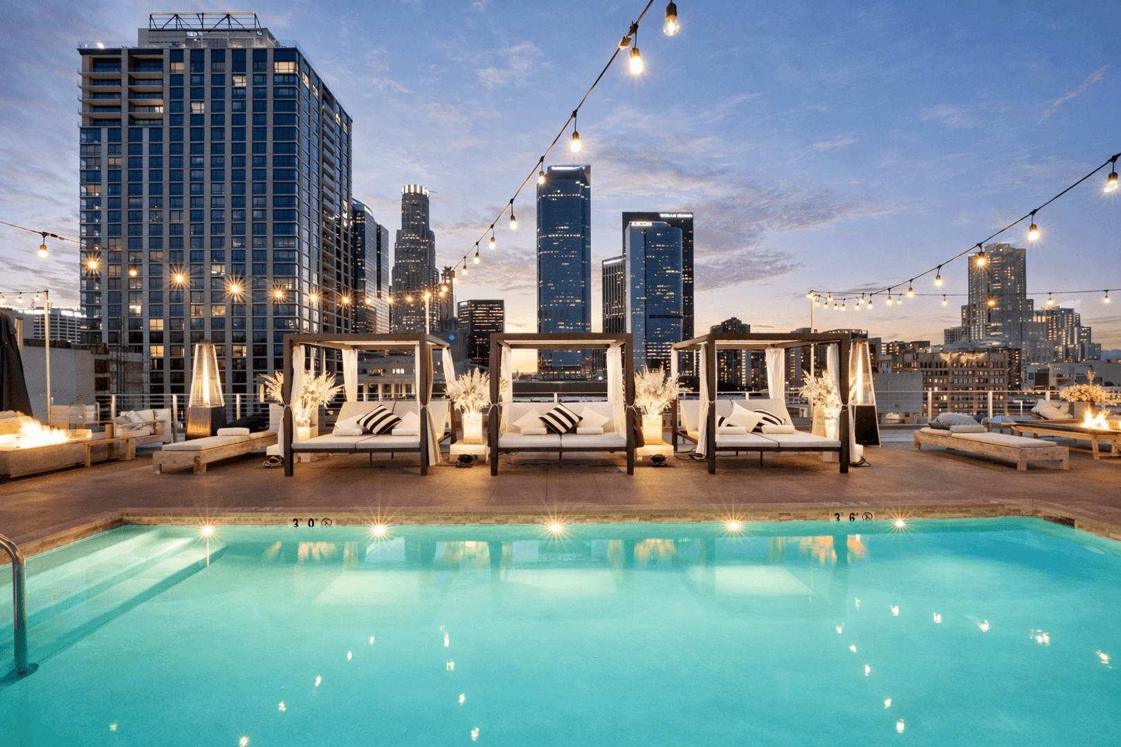Los Angeles Apartment: 125 West 4th St