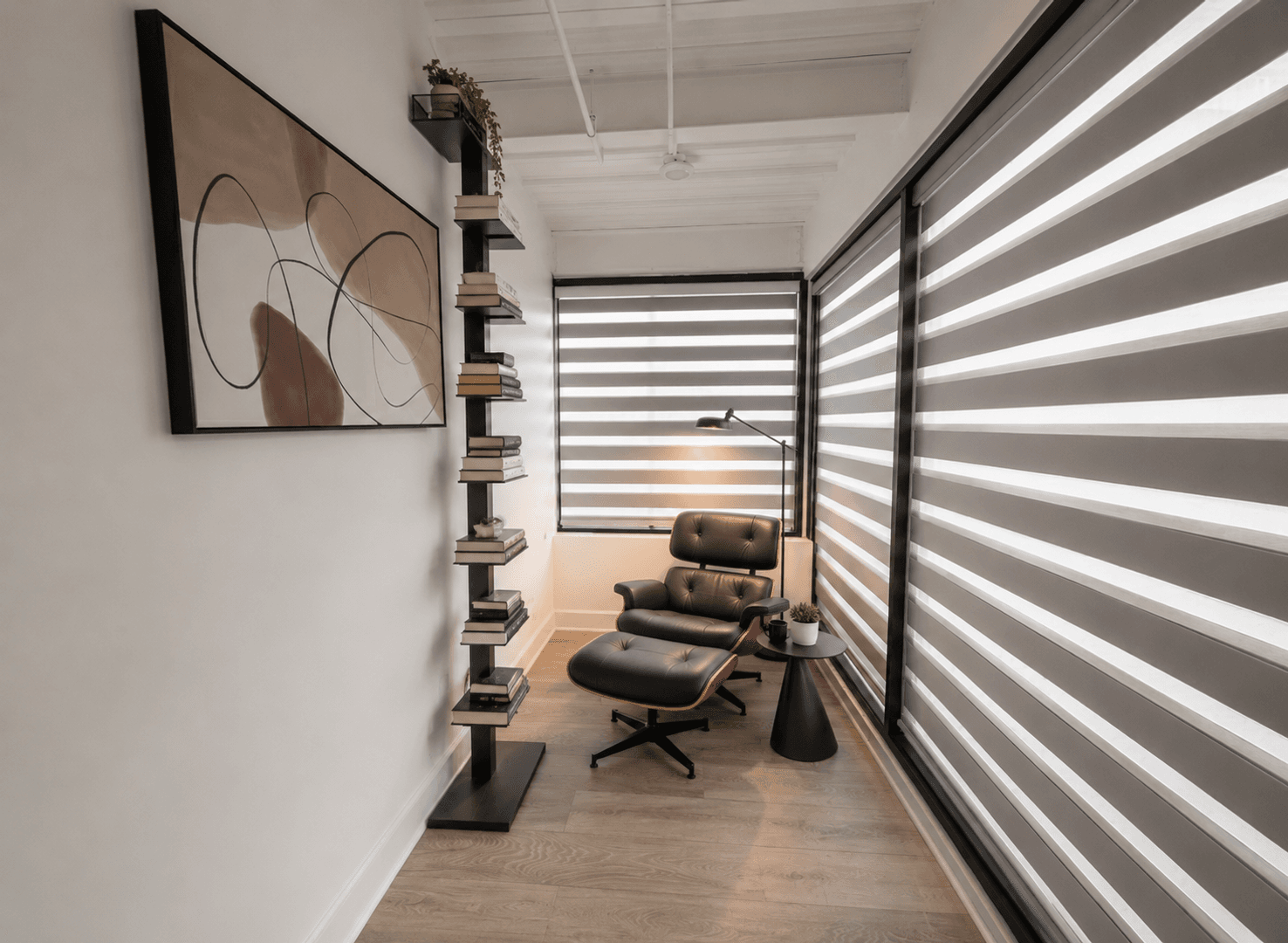 Los Angeles Apartment: 125 West 4th St