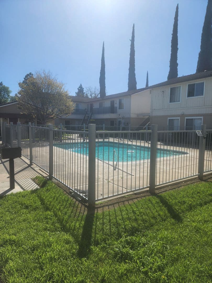 Stockton Apartment: 7945 N El Dorado Street