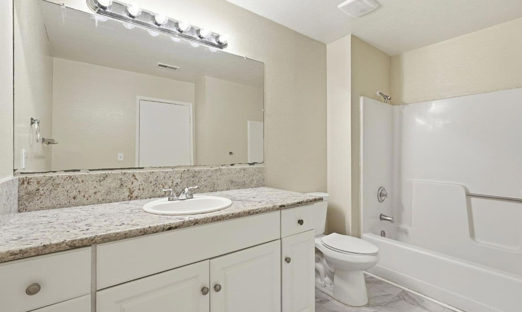 West Sacramento Multiplex: 1628 Citrus Street, Unit 2