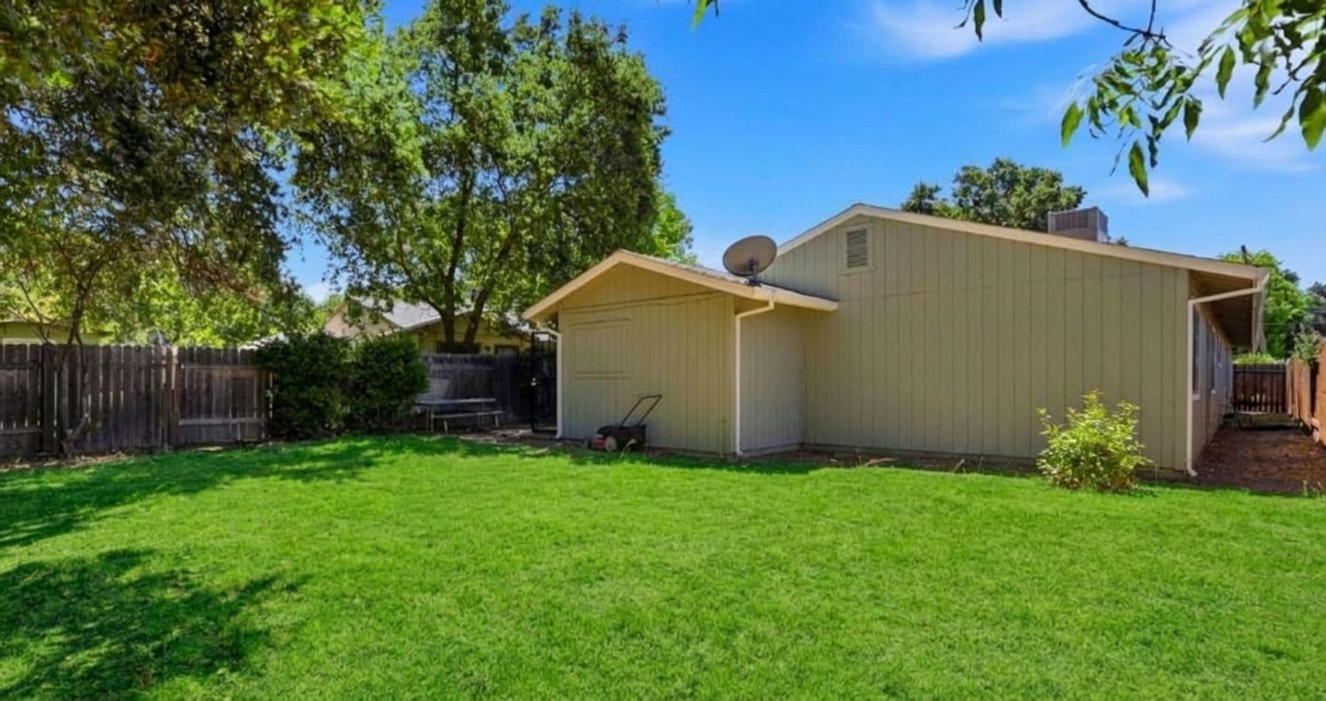 West Sacramento Multiplex: 1628 Citrus Street, Unit 2