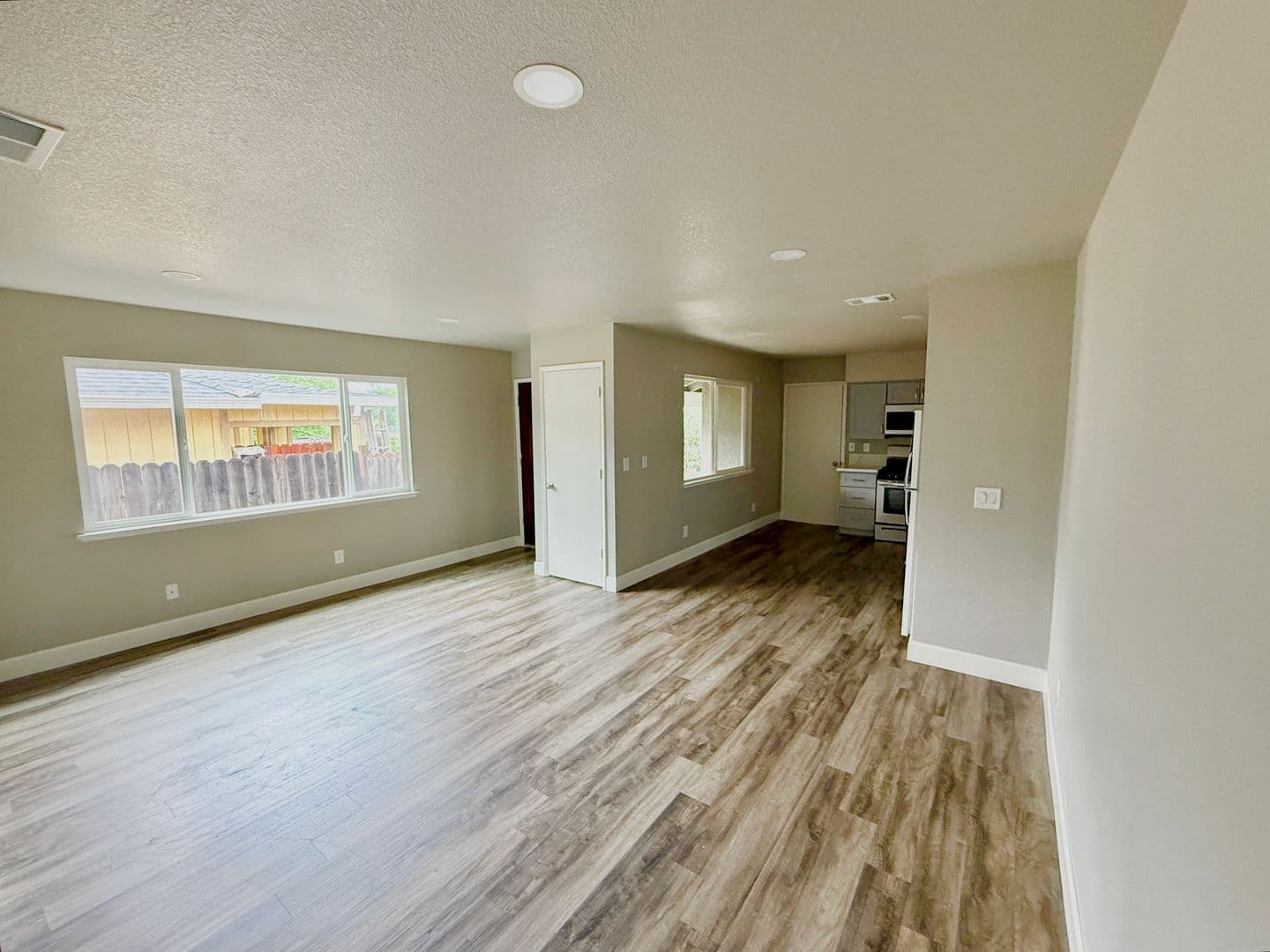 Sacramento Apartment: Venuto Way Duplexes