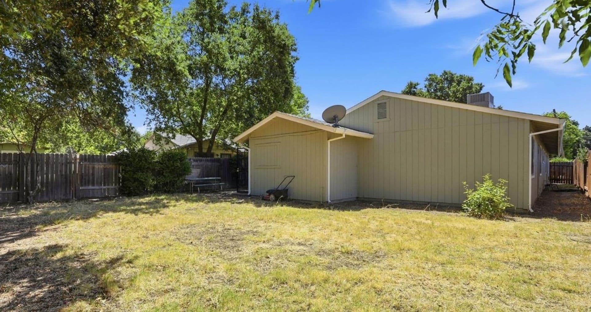 West Sacramento Multiplex: 1628 Citrus Street, Unit 2