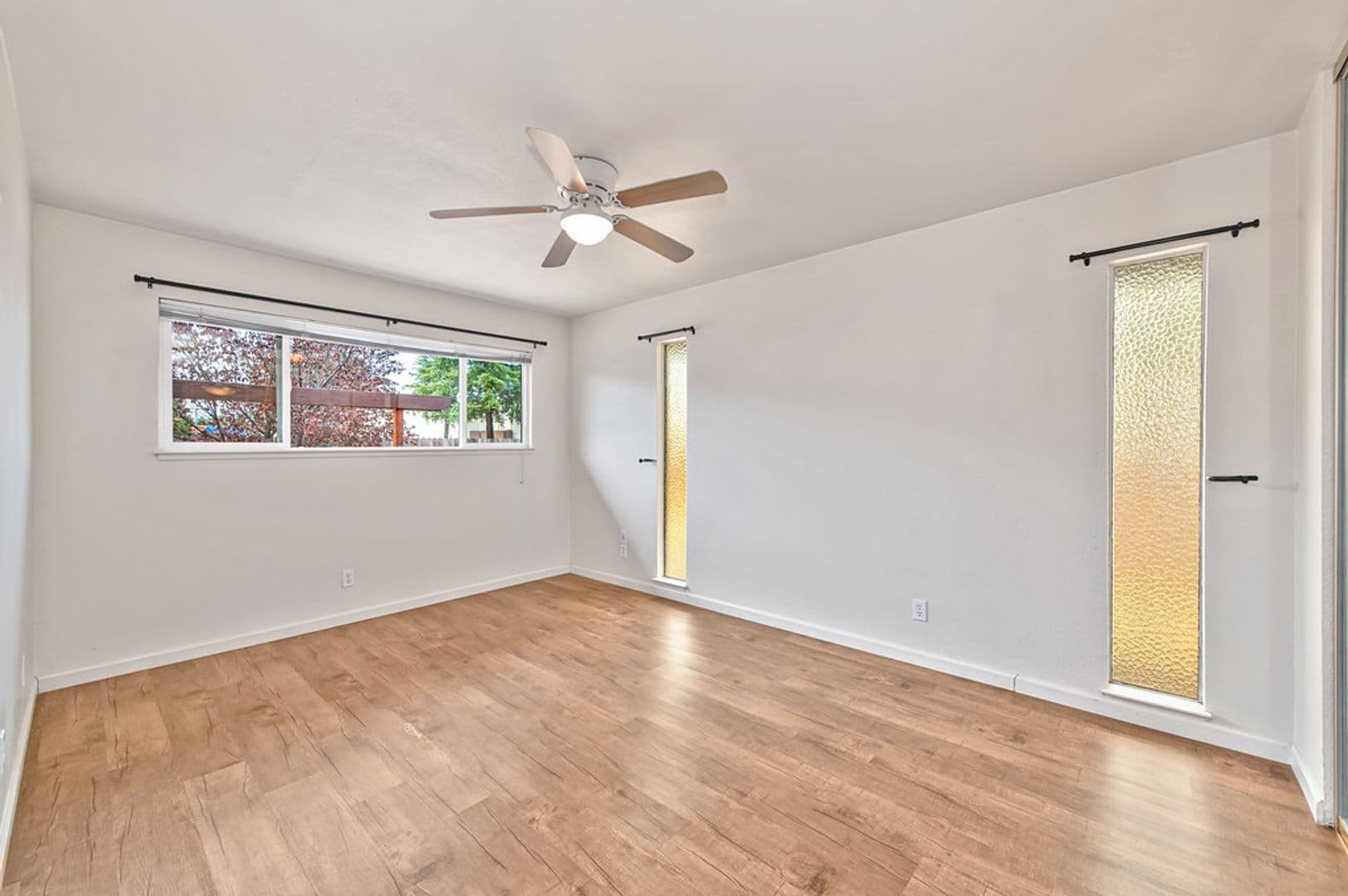 Orangevale Apartment: 9685-9687 Lake Natoma Drive