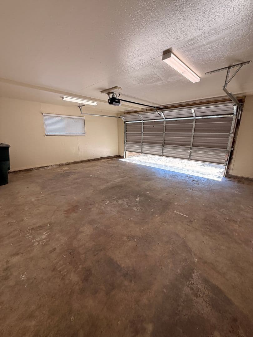 Manteca House: 1396 Aksland Drive #A