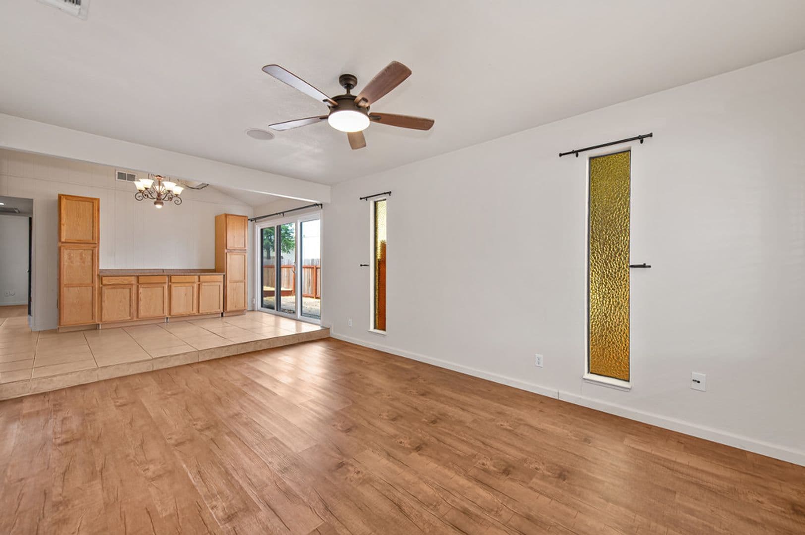 Orangevale Apartment: 9685-9687 Lake Natoma Drive