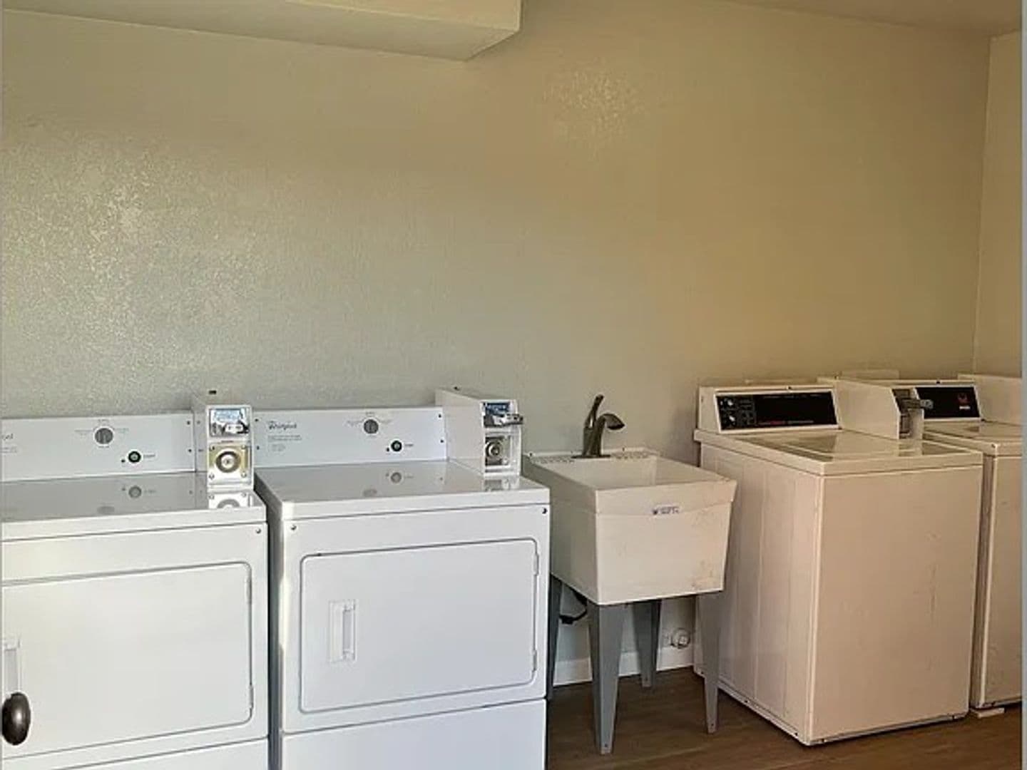 Sacramento Apartment: 4835 Orange Grove Avenue
