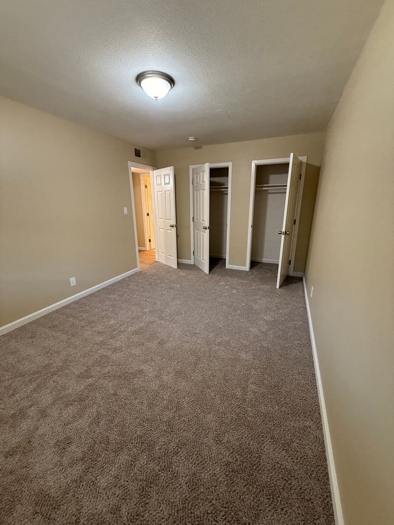 modesto Apartment: 208 Kingston Lane