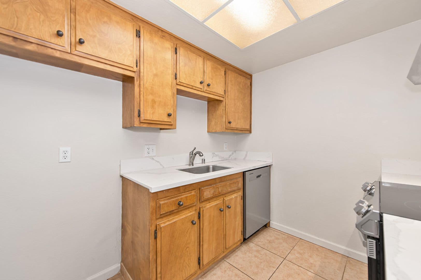 Orangevale Apartment: 9685-9687 Lake Natoma Drive