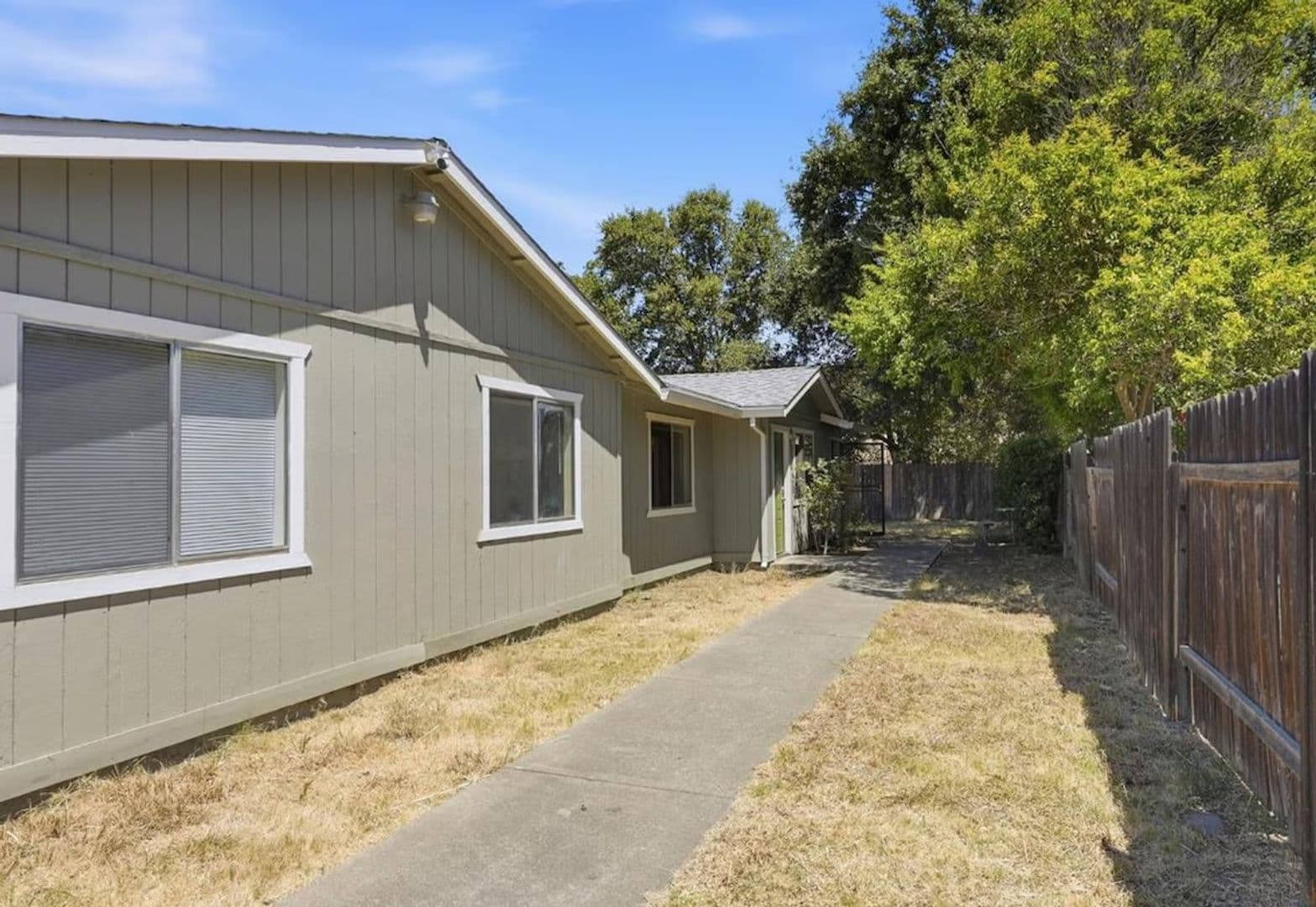 West Sacramento Multiplex: 1628 Citrus Street, Unit 2