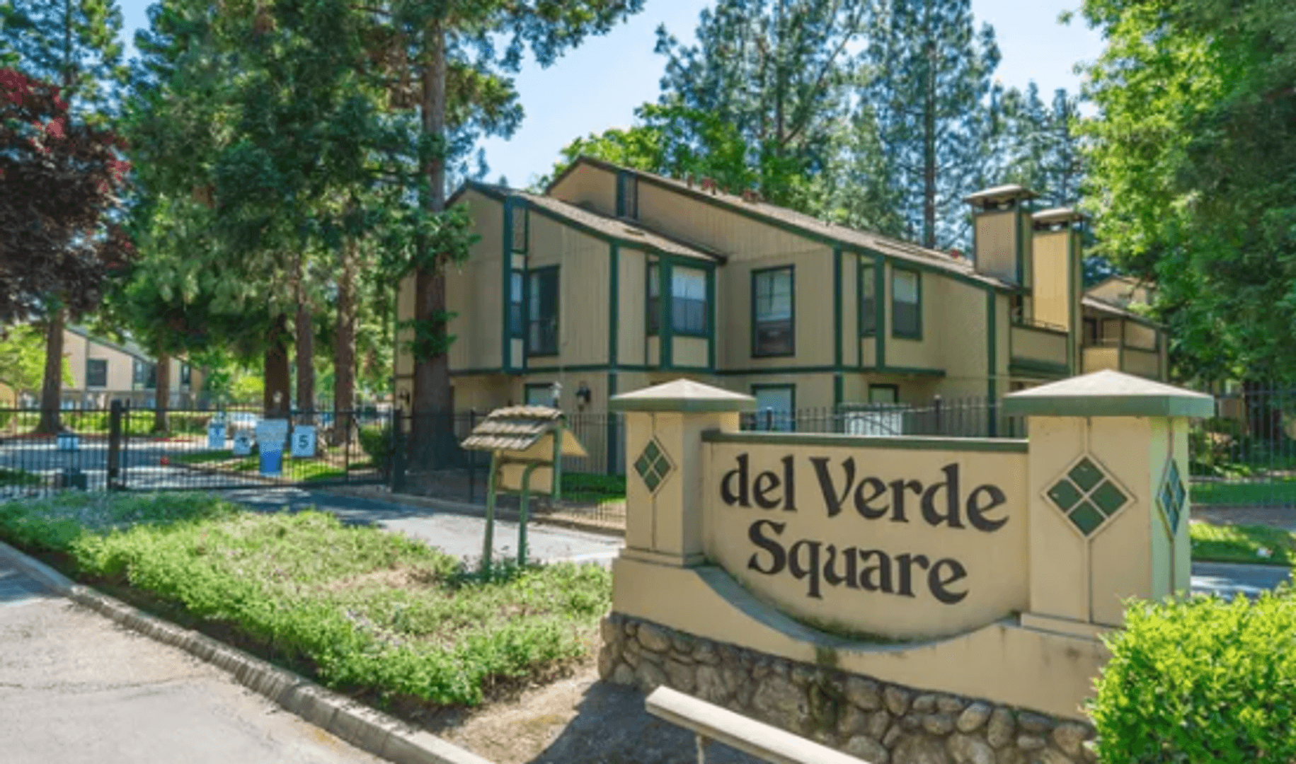 Sacramento House: 100 Del Verde Circle unit 3