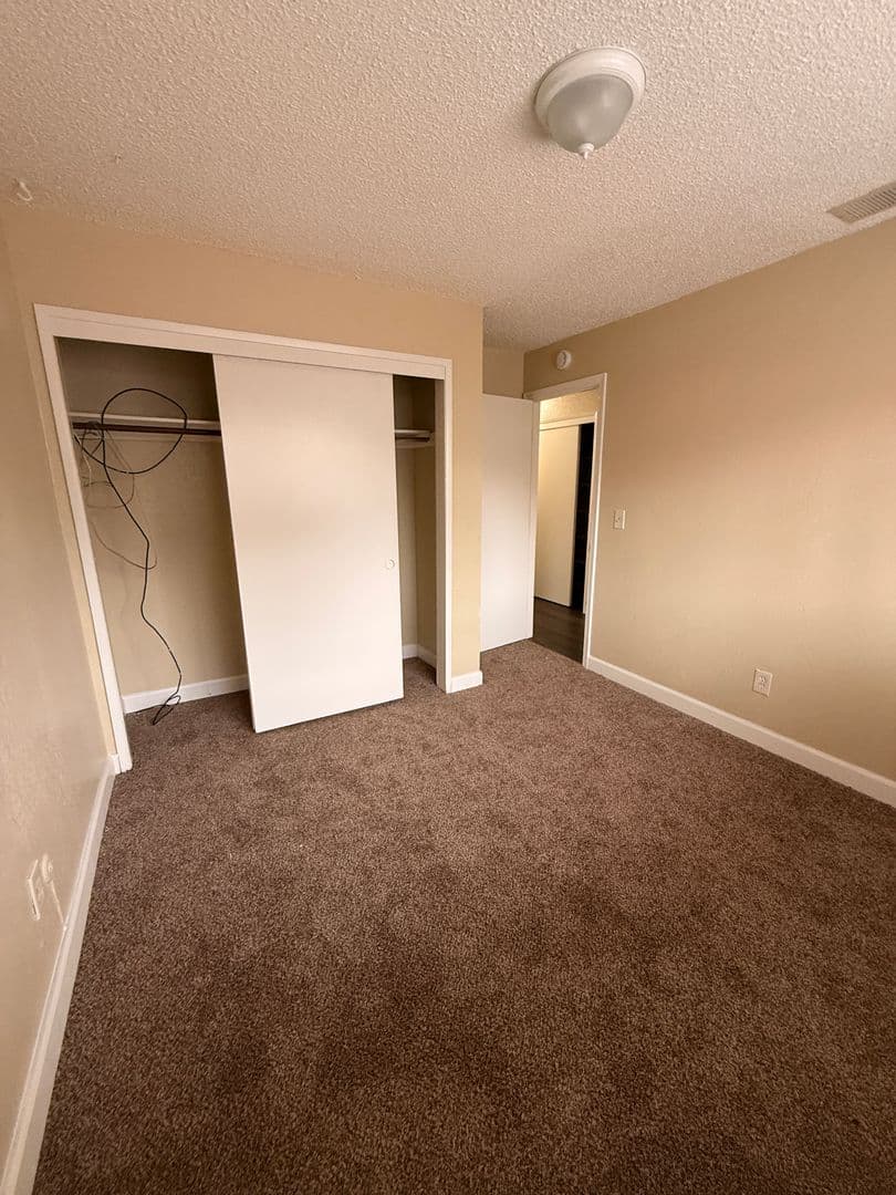 Modesto House: 1001 Whitemarsh Way