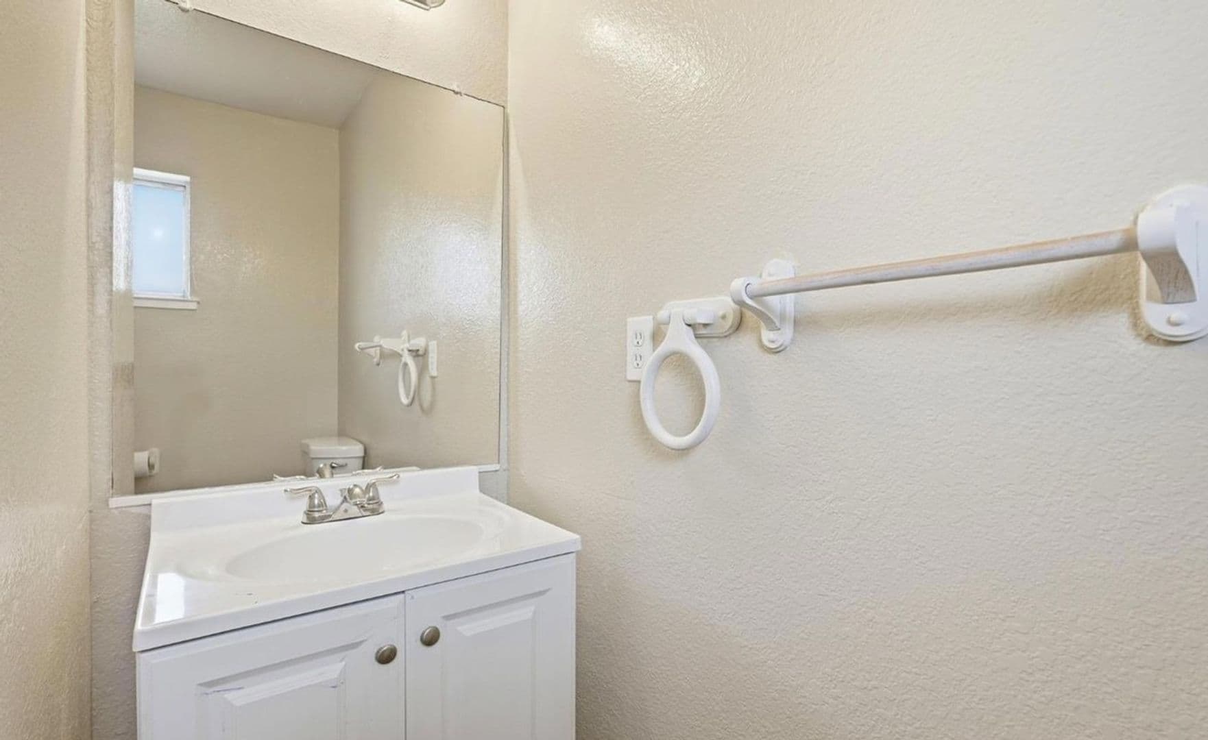 West Sacramento Multiplex: 1628 Citrus Street, Unit 2