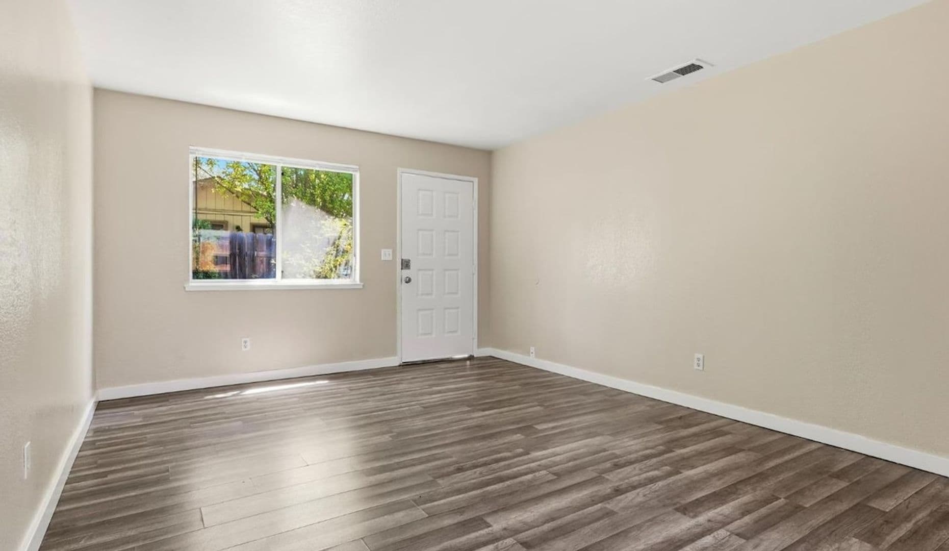 West Sacramento Multiplex: 1628 Citrus Street, Unit 2