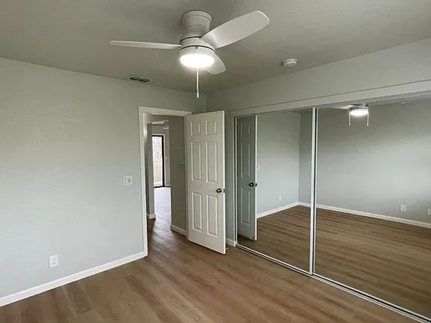 Sacramento Apartment: 4835 Orange Grove Avenue