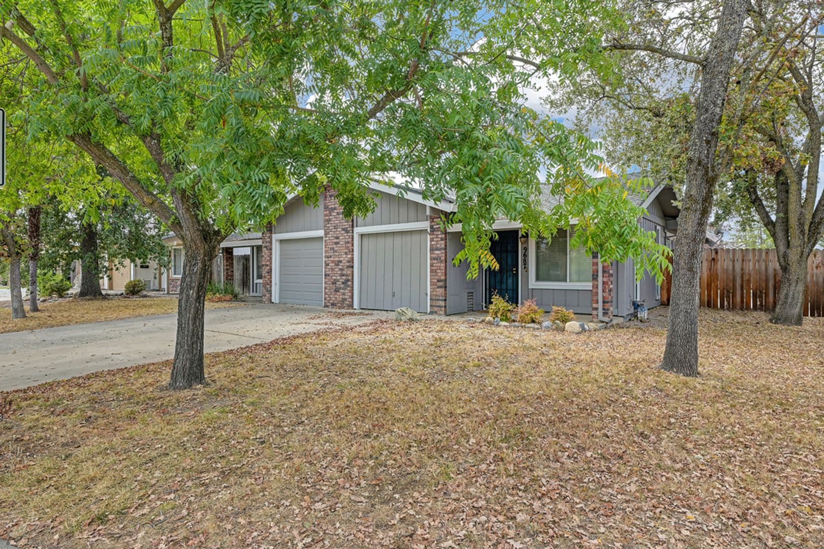 Orangevale Apartment: 9685-9687 Lake Natoma Drive