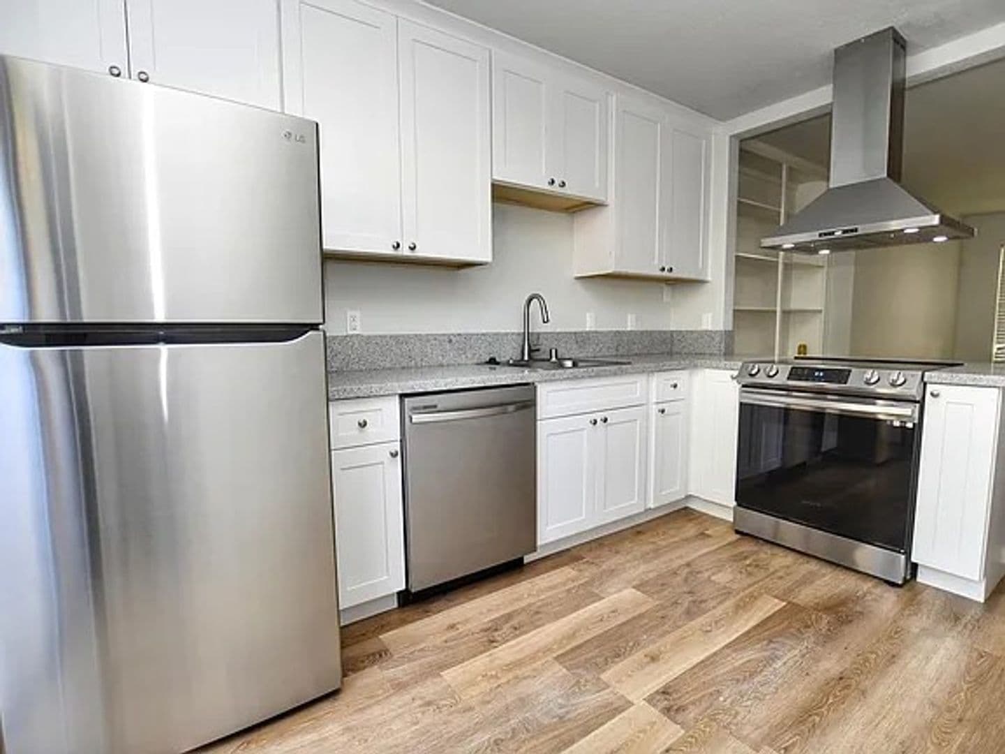 Sacramento Apartment: 4835 Orange Grove Avenue