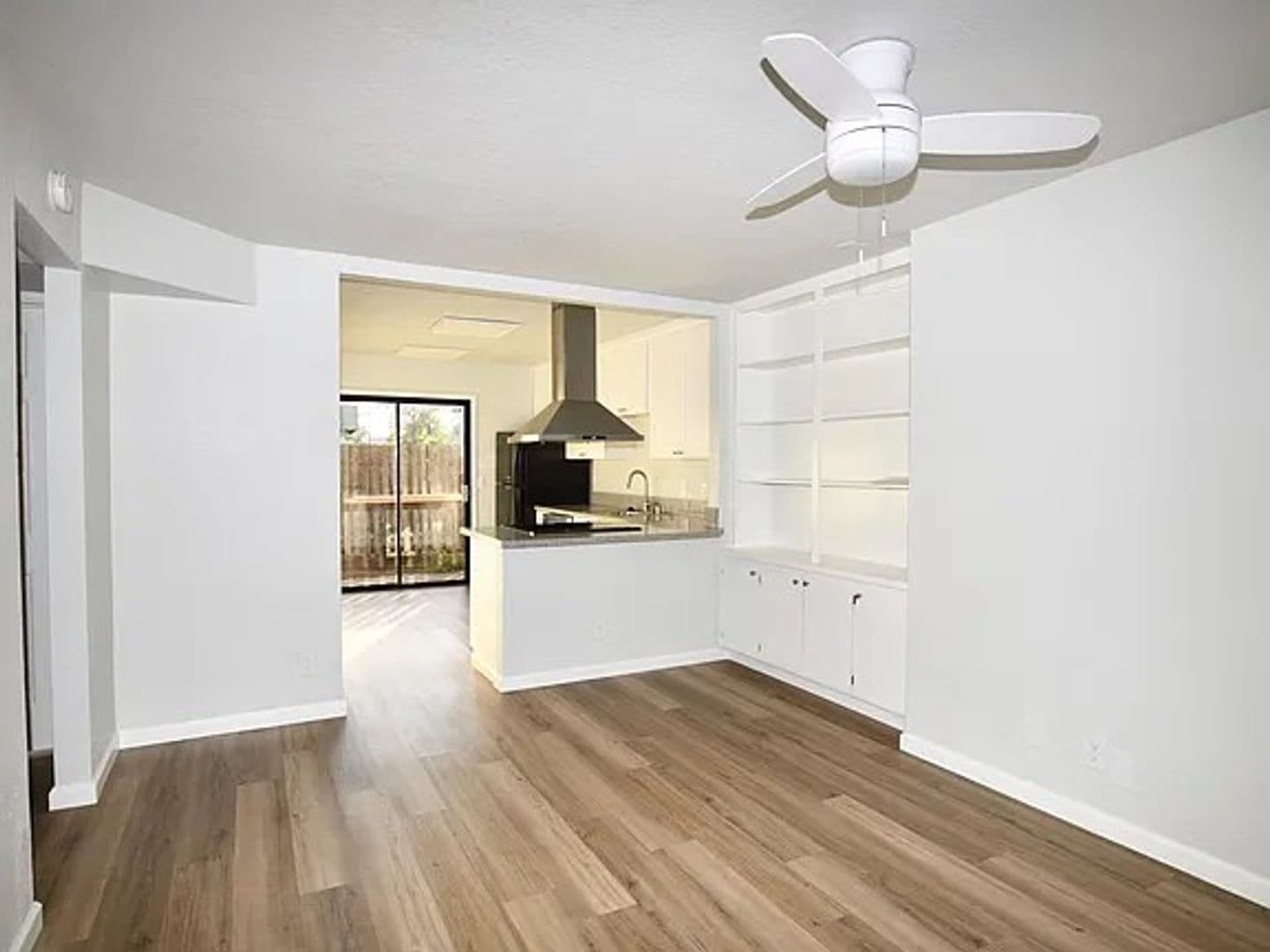 Sacramento Apartment: 4835 Orange Grove Avenue